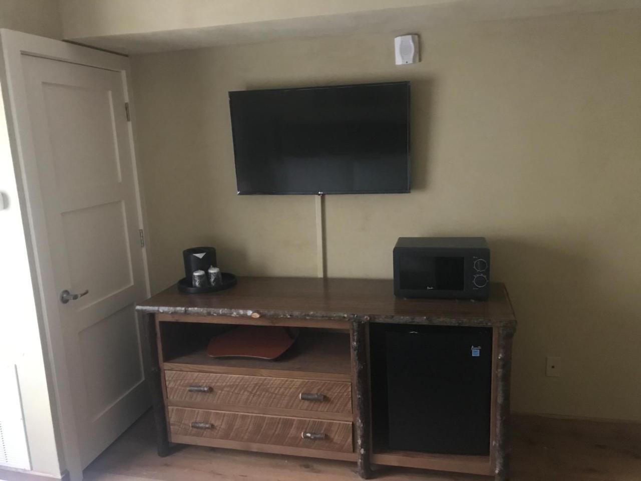 The Appy Lodge 蓋特林堡 外观 照片